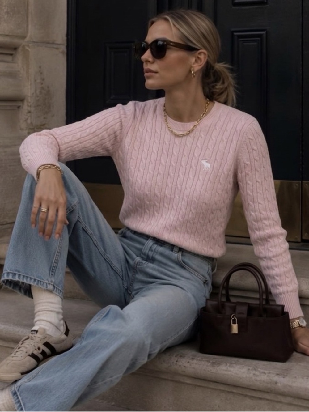 Abercrombie & Fitch Pink Cable Knit Crewneck Sweater Size Medium Preppy Classic